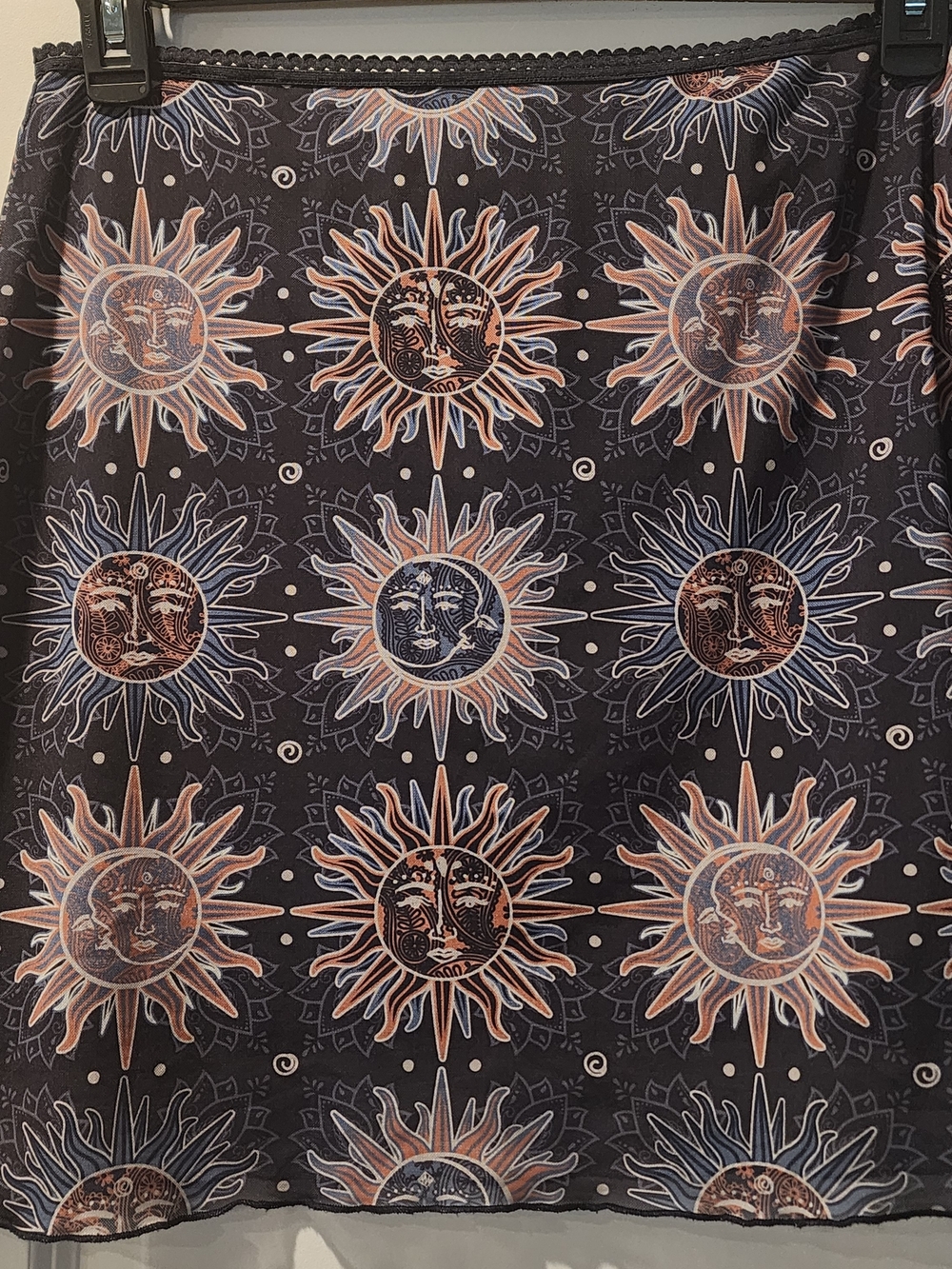 Reclaimed Vintage Black Mini Skirt Size 12. Item 0421261SK